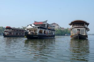 Traditional houseboat in Kollam, Kerala with modern design and comfort – JK Royal Cruise